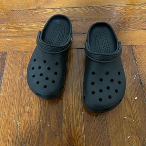 Black crocs